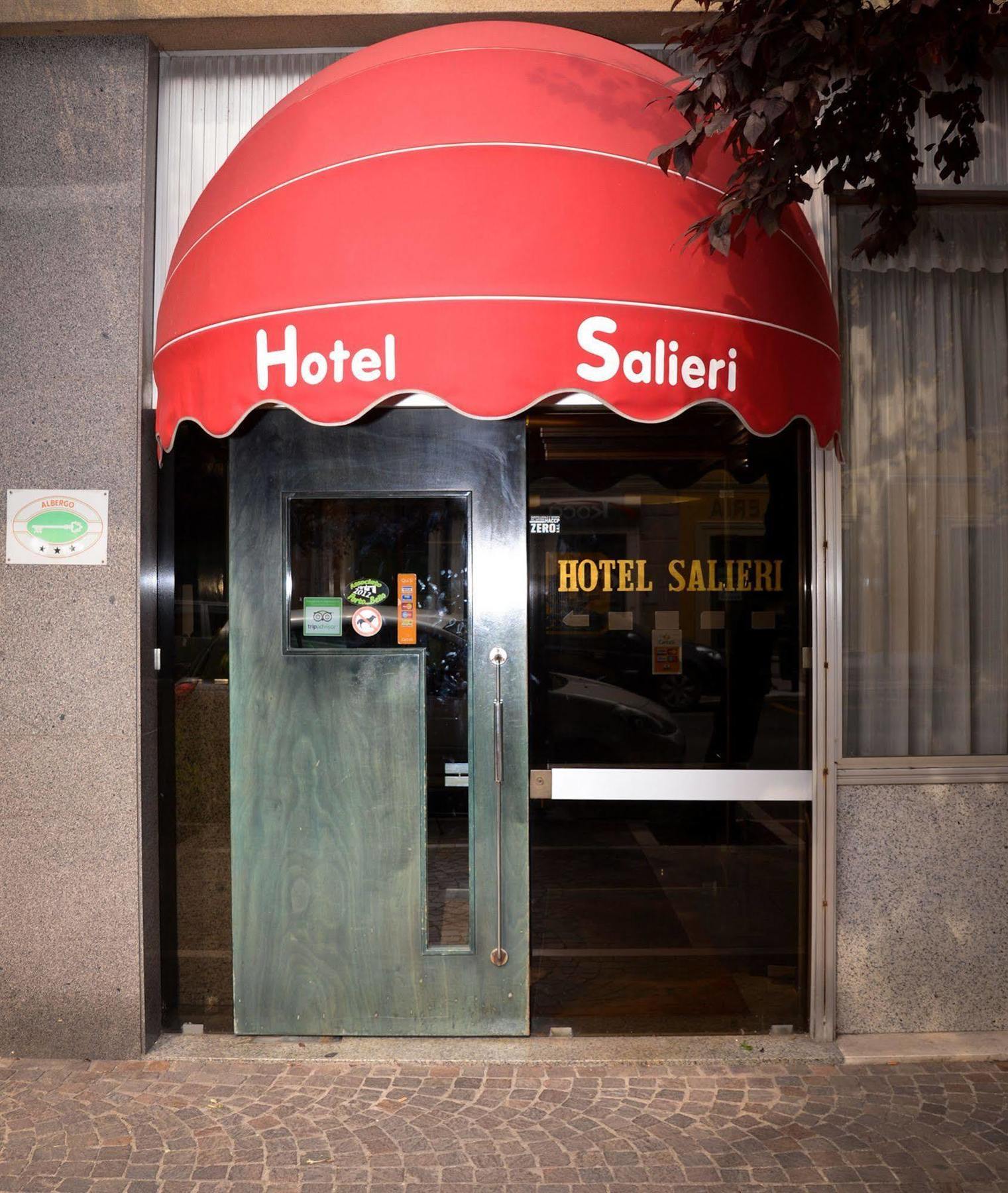 Hotel Salieri Legnago Exteriör bild